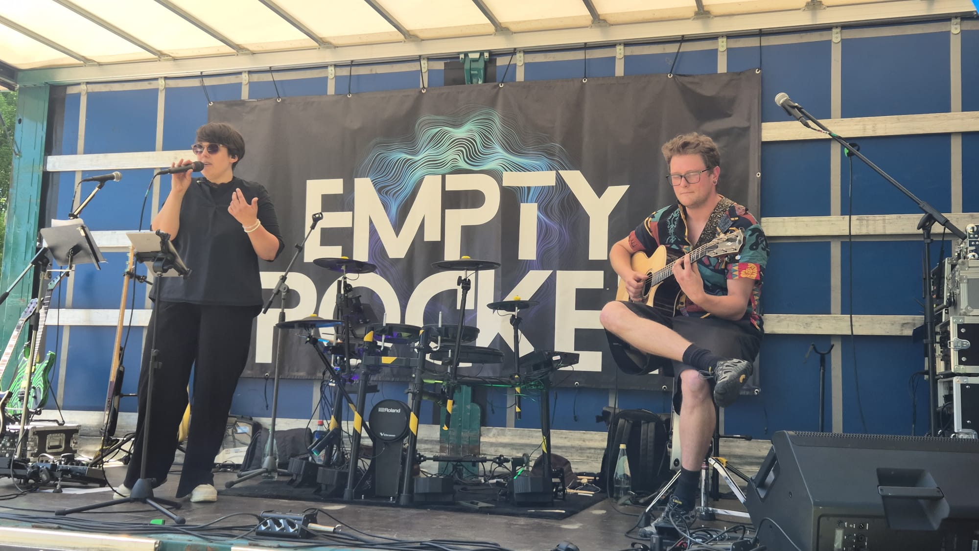 Empty-Pocket Coverband - Bildergalerie
