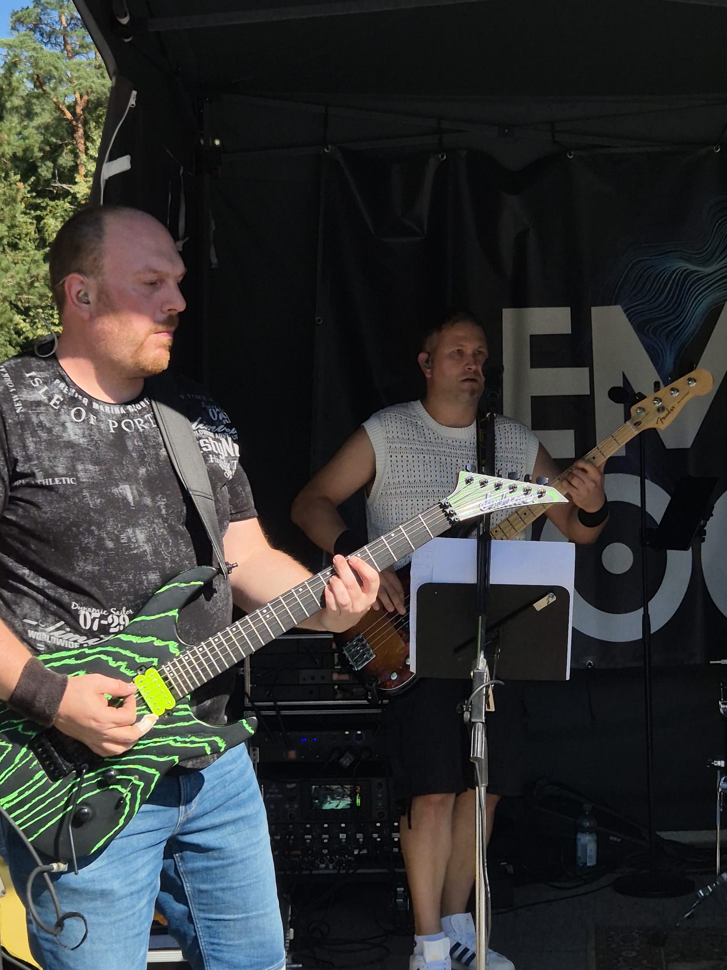 Empty-Pocket Coverband - Bildergalerie