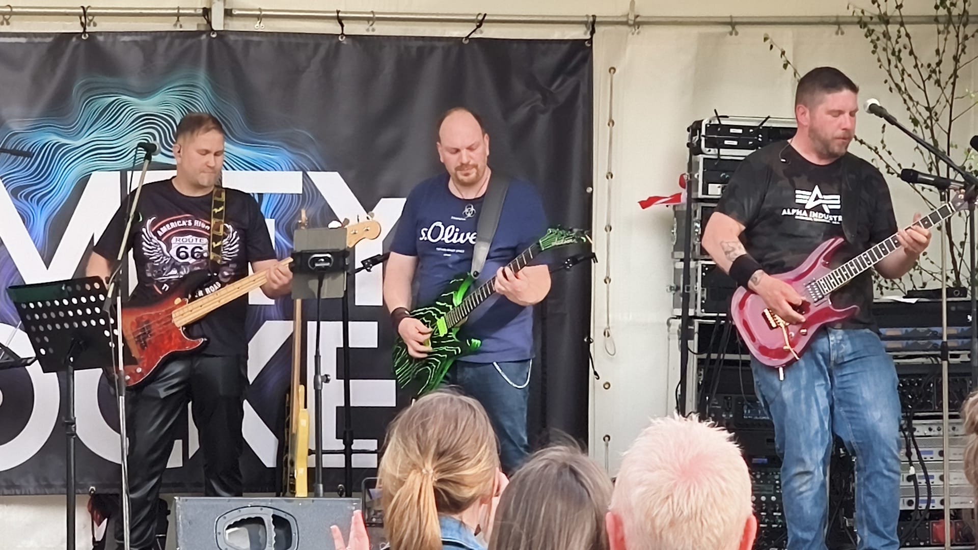 Empty-Pocket Coverband - Bildergalerie