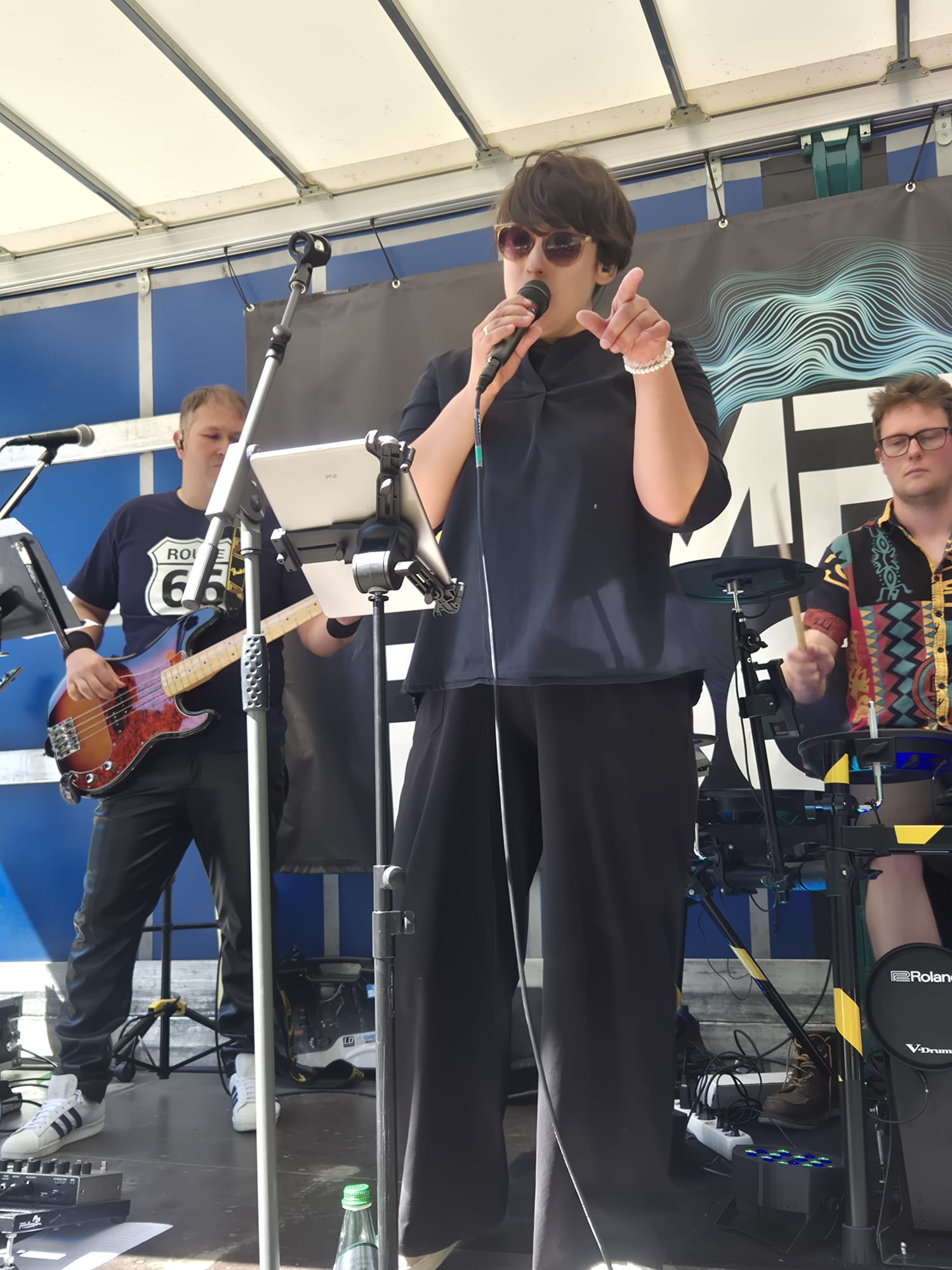 Empty-Pocket Coverband - Bildergalerie