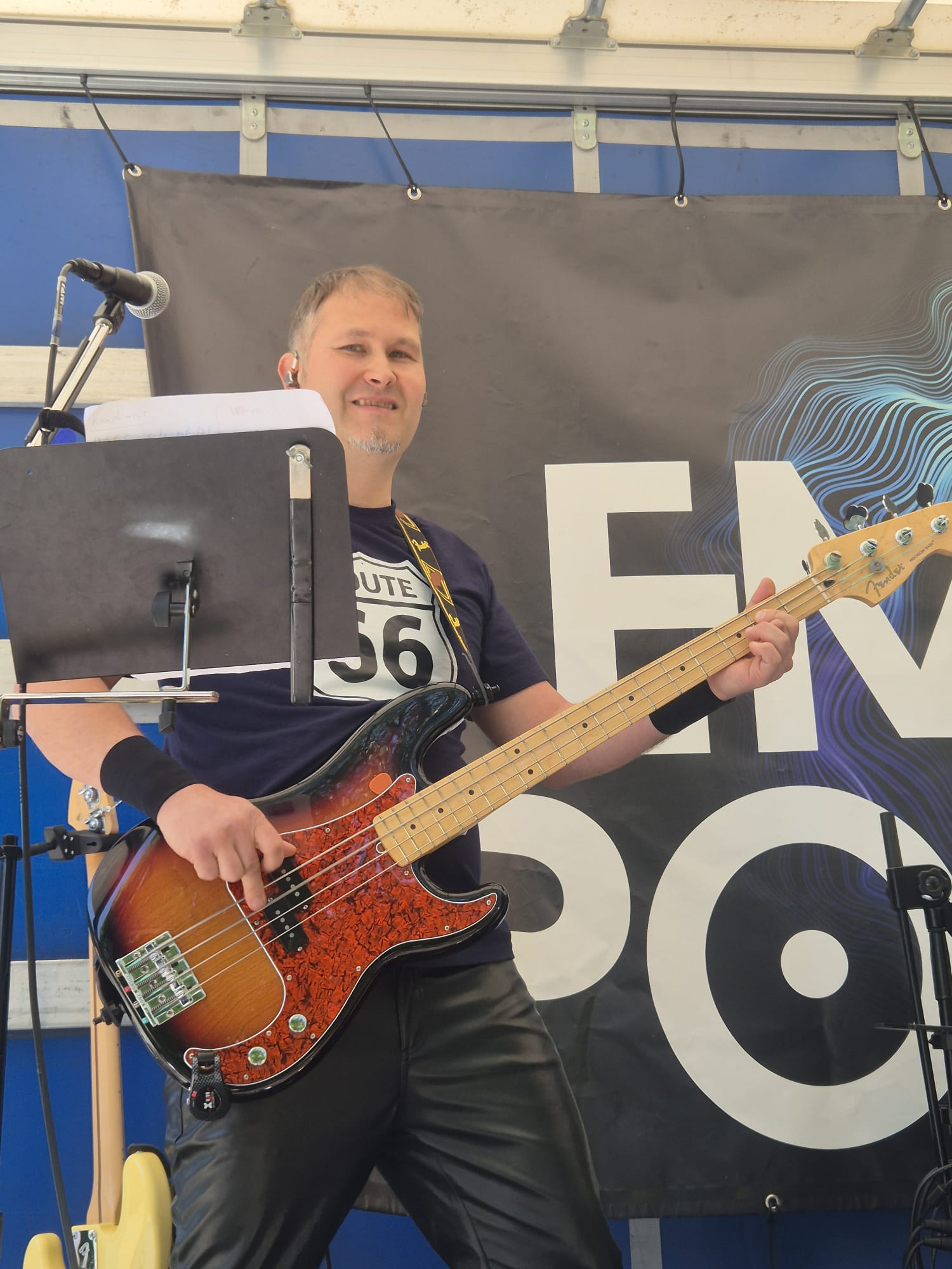 Empty-Pocket Coverband - Bildergalerie