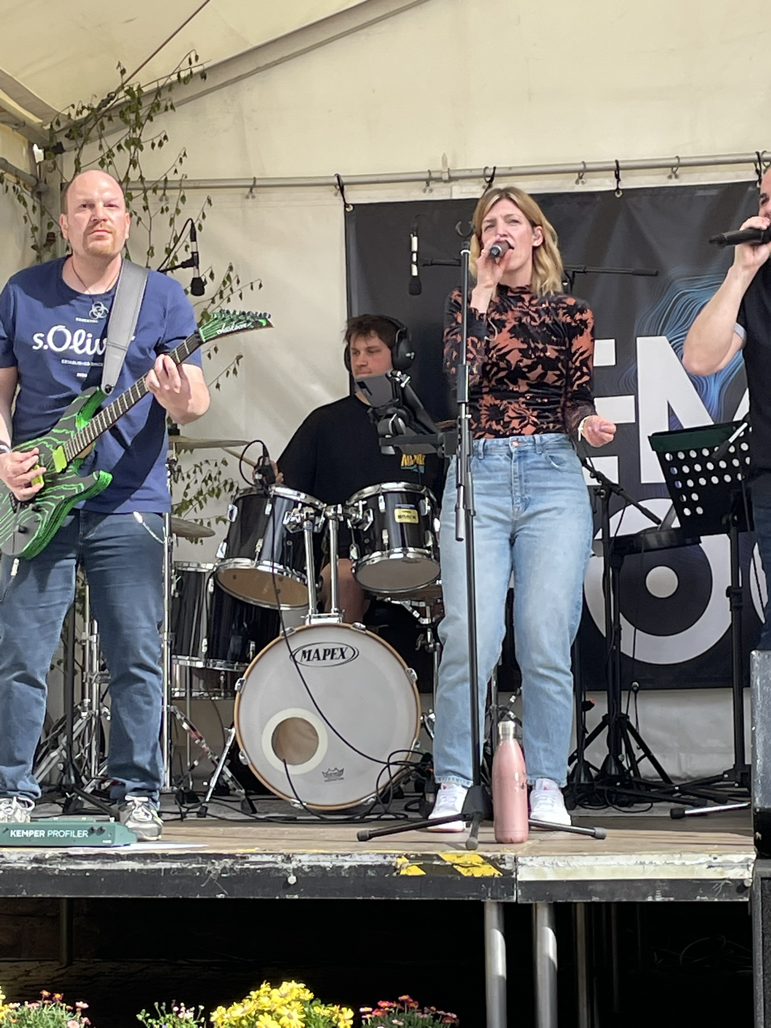 Empty-Pocket Coverband - Bildergalerie