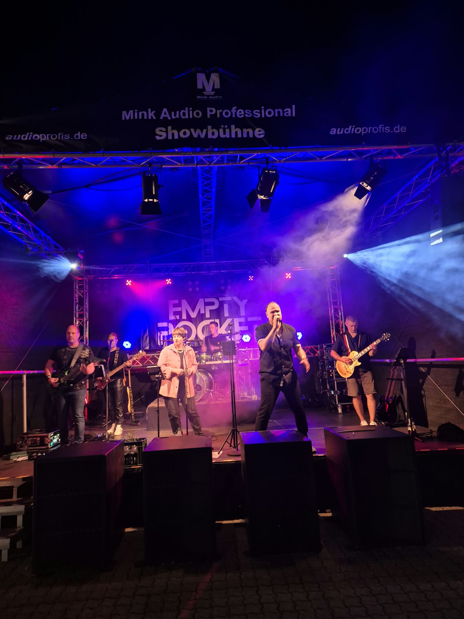 Empty-Pocket Coverband - Bildergalerie